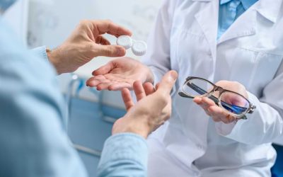 Should I Switch From Glasses to a Contact Lens Prescription?